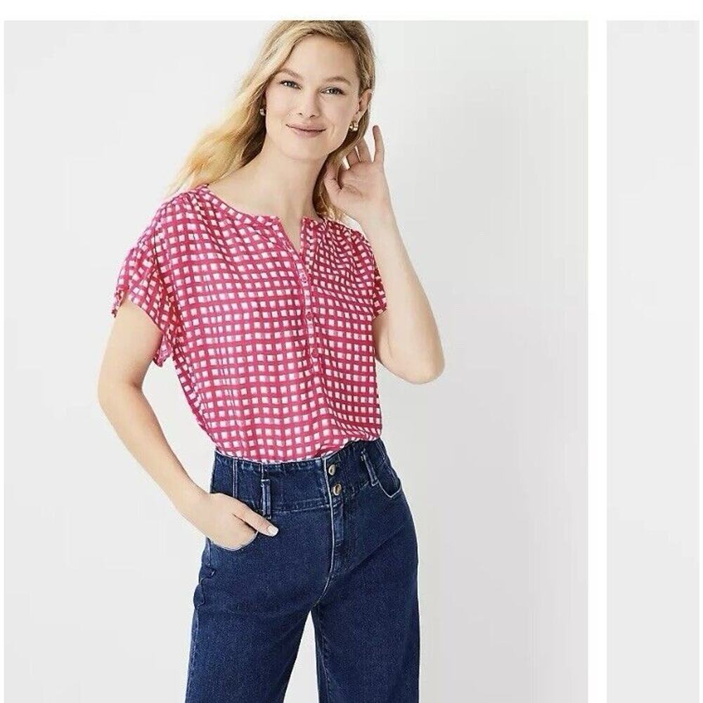 Ann Taylor Pink Gingham Flutter Sleeve Blouse Split Neck Button Front Top XS